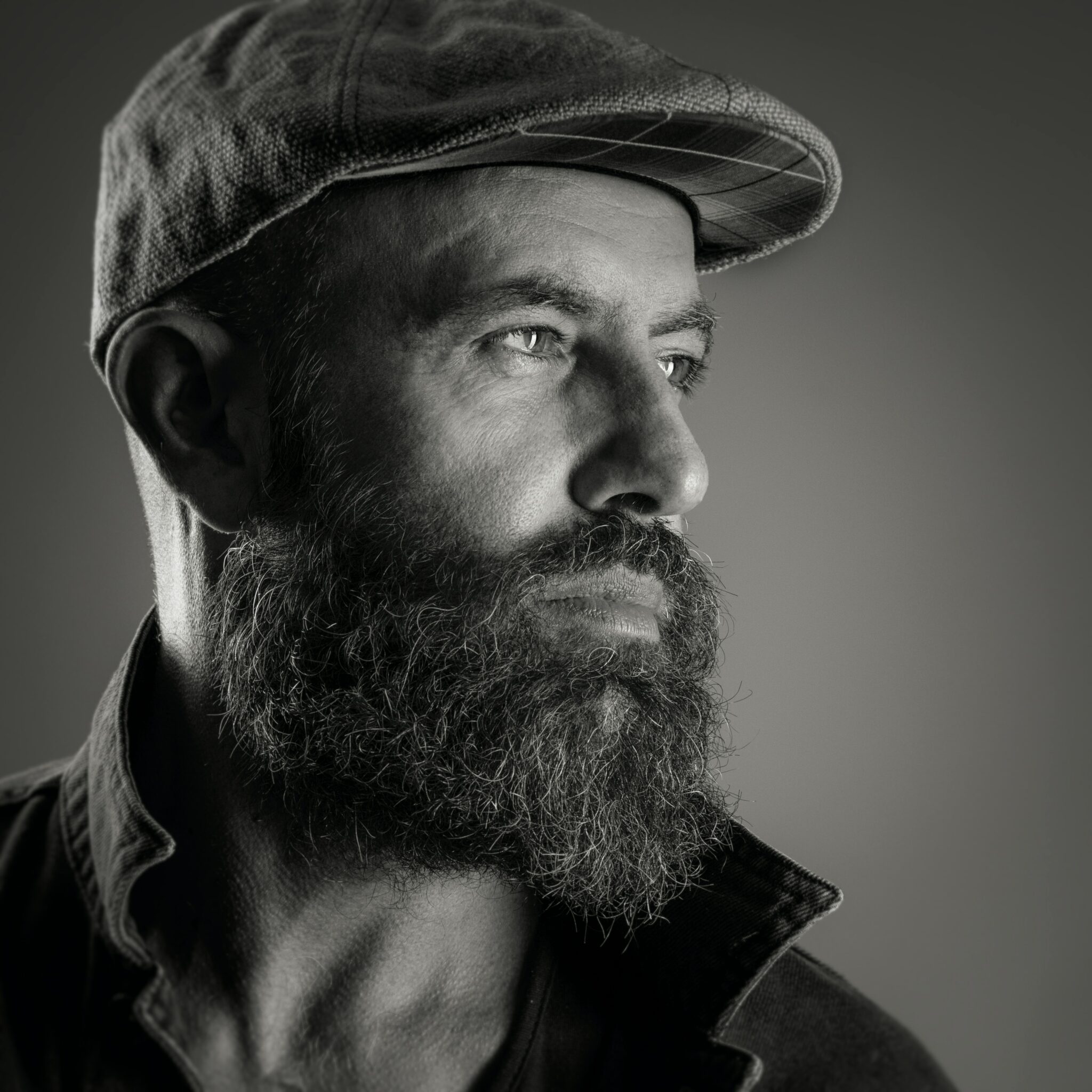 Barbe Roderick Greffe de Barbe avec Cheveux – Résultat Naturel Garanti